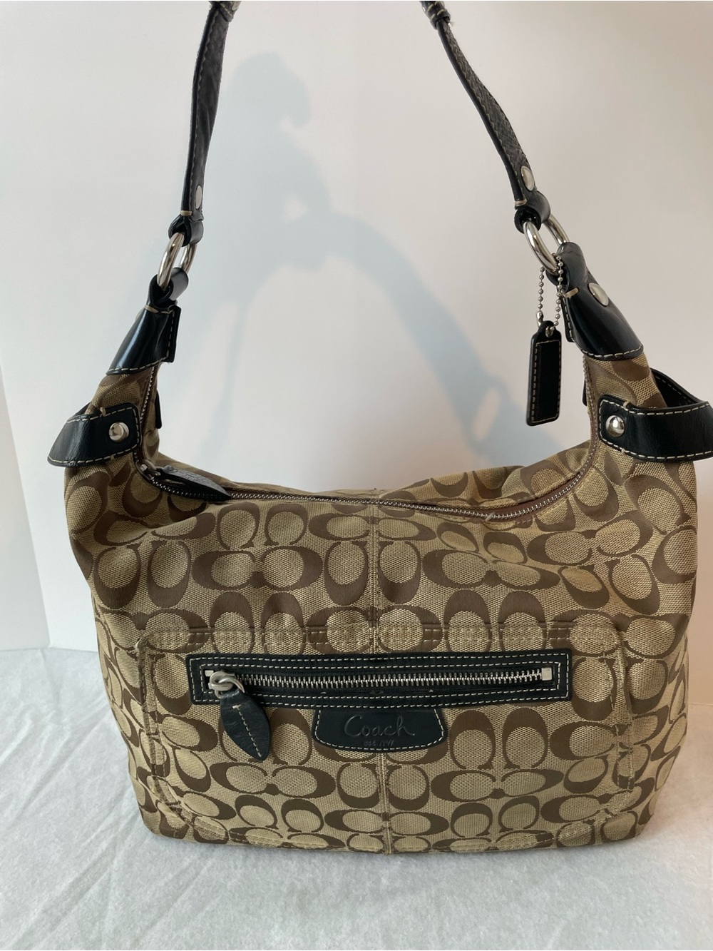 Coach Signature Logo Hobo Shoulder Bag Zip Closure Pockets Brown Beige